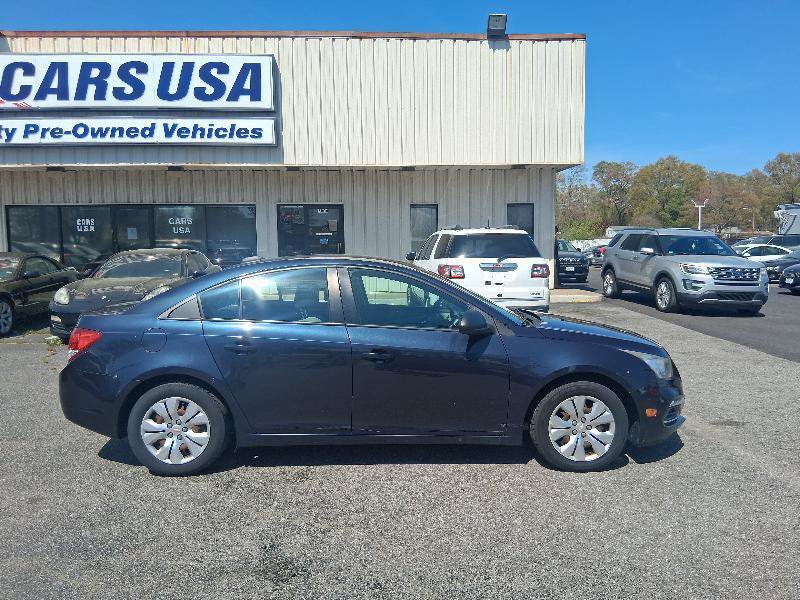 Used 2016 Chevrolet Cruze LS FWD image 10