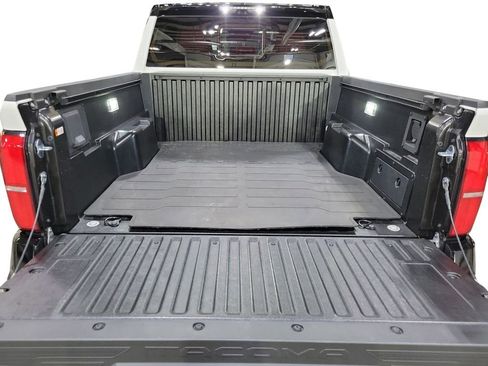 Used 2025 Toyota Tacoma TRD Pro image 28