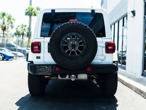Used 2022 Jeep Wrangler Unlimited Rubicon w/ Trailer Tow Package AWD/4WD image 9