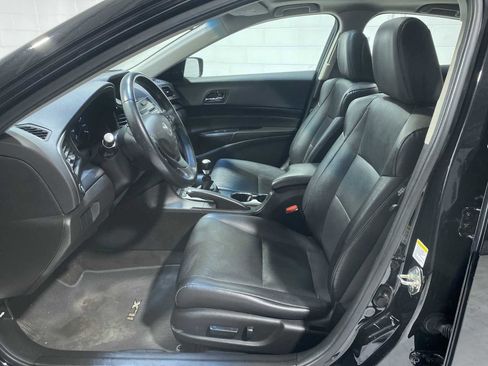 Used 2014 Acura ILX w/ Premium Package image 2