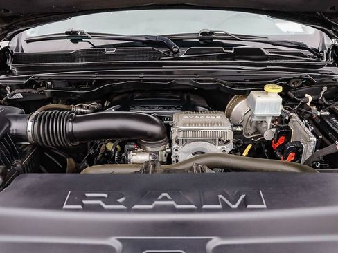 Used 2022 RAM 1500 Laramie RWD image 32