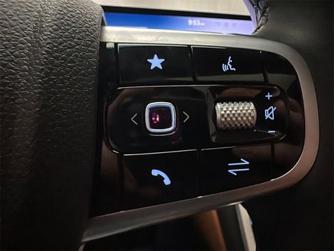 Certified 2025 Genesis GV80 2.5T Prestige image 25