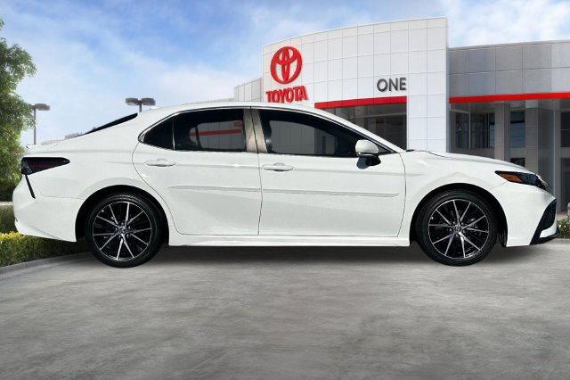 Certified 2024 Toyota Camry SE w/ Audio Upgrade Package FWD image 3