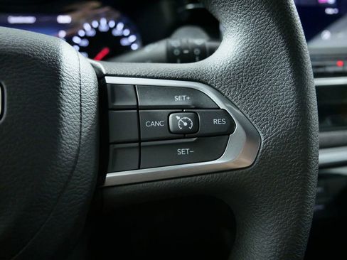 Used 2024 Jeep Compass Sport image 37