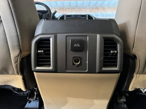 Used 2016 Ford F150 XLT w/ Equipment Group 302A Luxury image 29