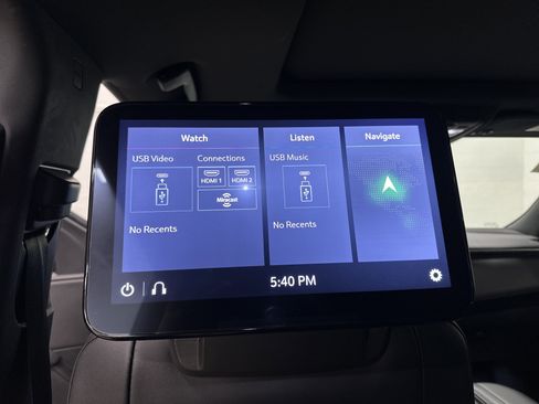 Used 2021 GMC Yukon SLT w/ SLT Luxury Plus Package image 29