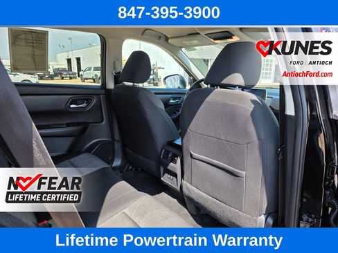 Used 2025 Nissan Rogue SV image 25