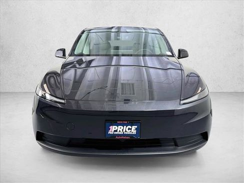 Used 2026 Tesla Model Y AWD image 2