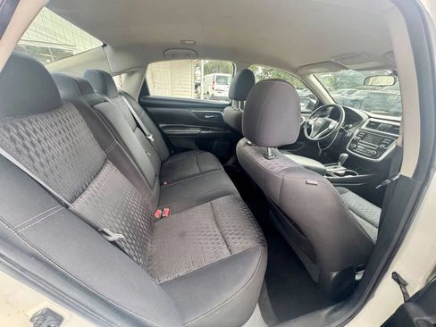 Used 2017 Nissan Altima 2.5 SV FWD image 16