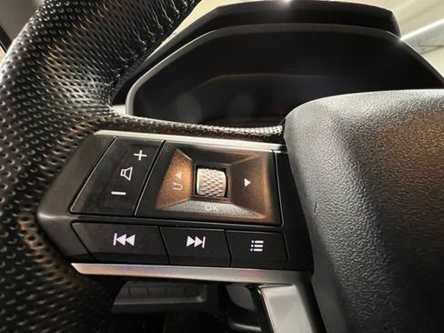 Used 2023 Mitsubishi Outlander SE image 14