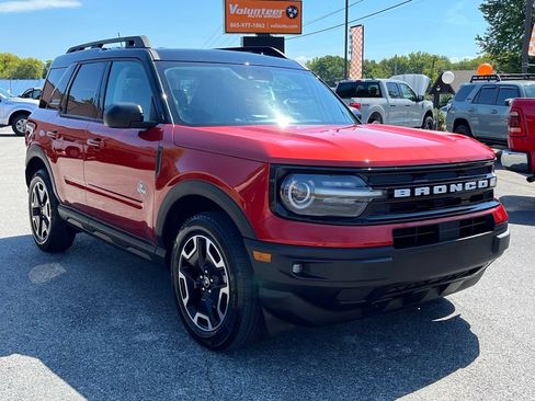 Used 2024 Ford Bronco Sport Outer Banks w/ Tech Package AWD/4WD image 2