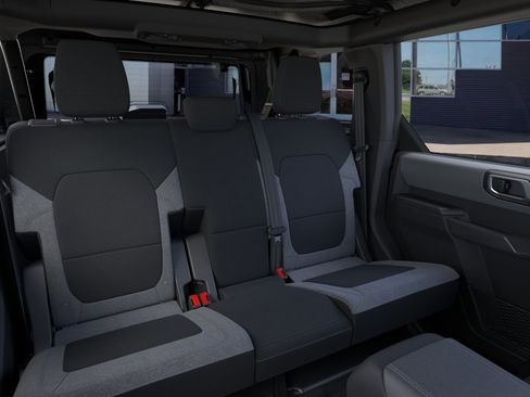 New 2026 Ford Bronco 4-Door AWD/4WD image 12