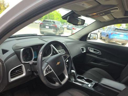 Used 2012 Chevrolet Equinox LT w/ Driver Convenience Package AWD/4WD image 11