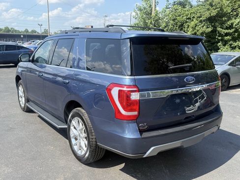 Used 2020 Ford Expedition XLT w/ Equipment Group 202A AWD/4WD image 3