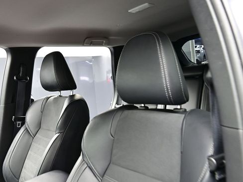 Used 2024 Mitsubishi Outlander SE image 14