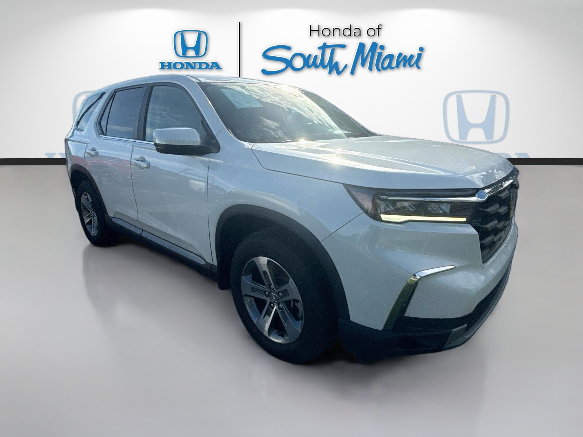 Certified 2024 Honda Pilot EX-L image 1