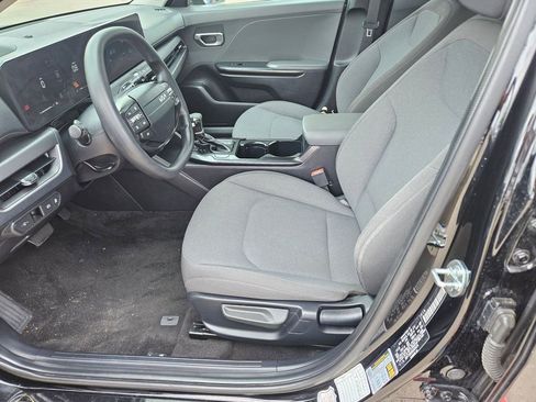 Used 2025 Kia K4 FWD image 11