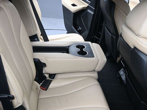 Used 2023 Acura MDX SH-AWD w/ Advance Package image 15