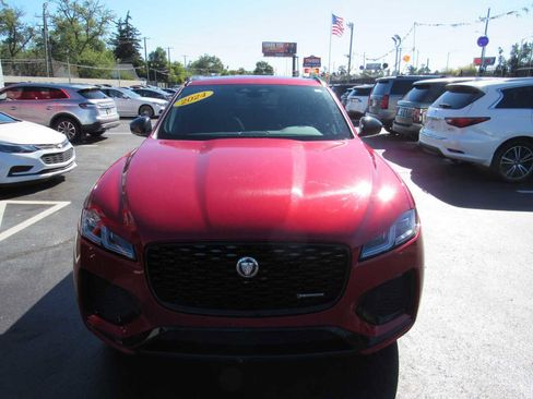 Used 2024 Jaguar F-PACE R-Dynamic S image 3