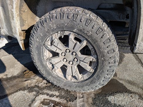 Used 2022 GMC Canyon AT4 image 11