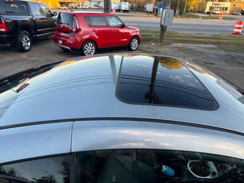 Used 2006 INFINITI G35 Coupe image 13