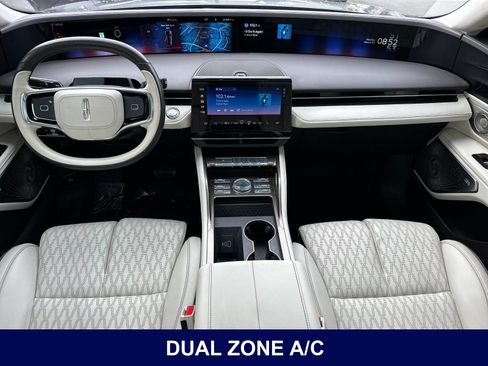 Used 2024 Lincoln Nautilus Black Label w/ Jet Appearance Package (87T) AWD/4WD image 18