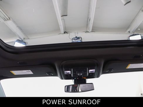 Used 2021 GMC Yukon AT4 w/ Technology Package image 22