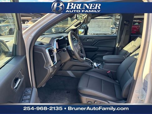 New 2026 GMC Canyon Elevation w/ Convenience Package image 12