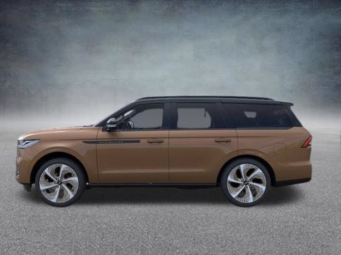 New 2026 Lincoln Navigator Black Label w/ Black Label Special Edition AWD/4WD image 4