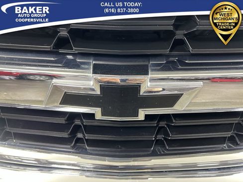 Used 2018 Chevrolet Silverado 1500 LT w/ All Star Edition image 27