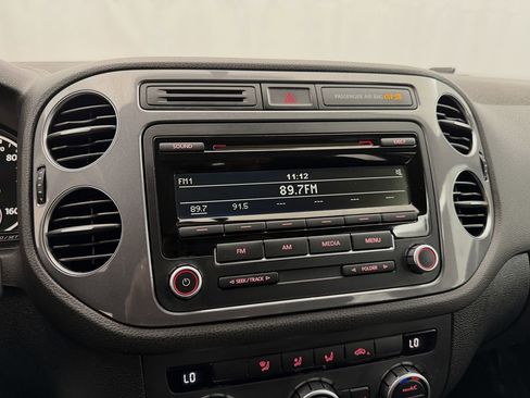 Used 2013 Volkswagen Tiguan S image 13