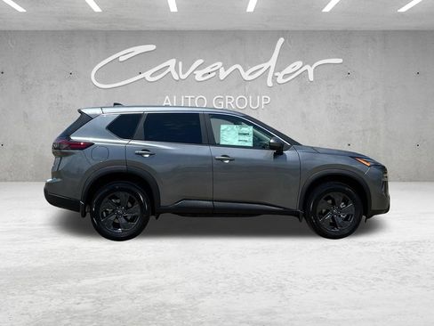 New 2026 Nissan Rogue SV w/ Cold Weather Package FWD image 18