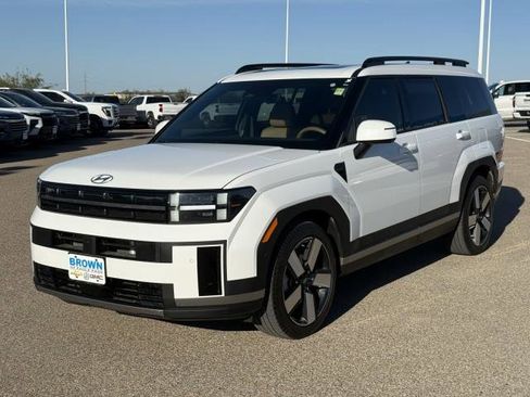 Used 2025 Hyundai Santa Fe Limited image 4