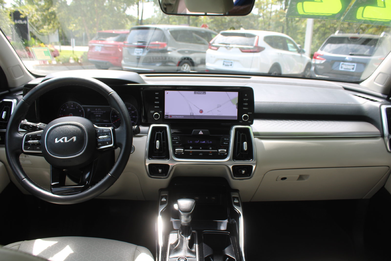 Certified 2022 Kia Sorento SX FWD image 25
