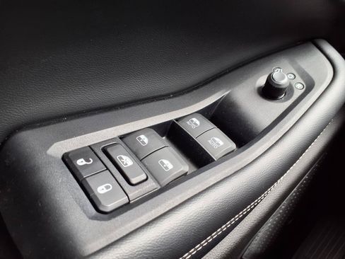 Used 2022 Jeep Grand Cherokee L Limited AWD/4WD image 22