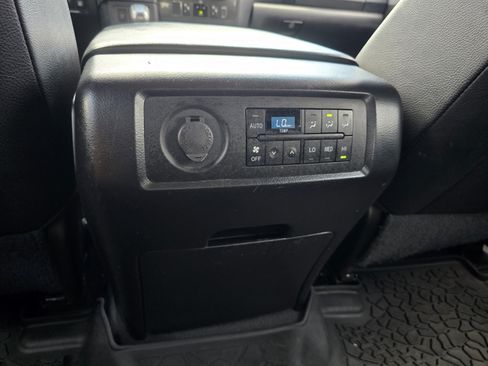 Used 2020 Toyota Sequoia TRD Pro AWD/4WD image 25