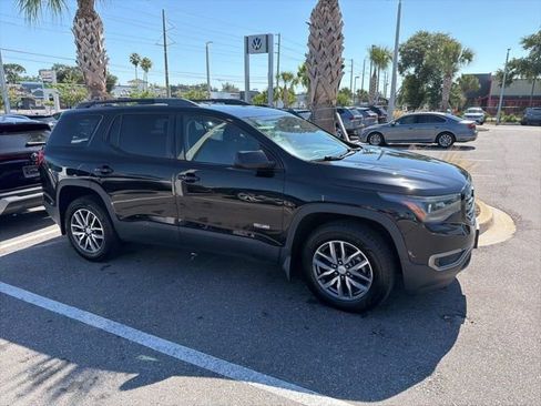 Used 2017 GMC Acadia SLE w/ Driver Alert Package I AWD/4WD image 2