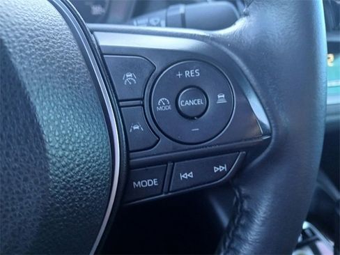 Certified 2024 Toyota Corolla SE image 20