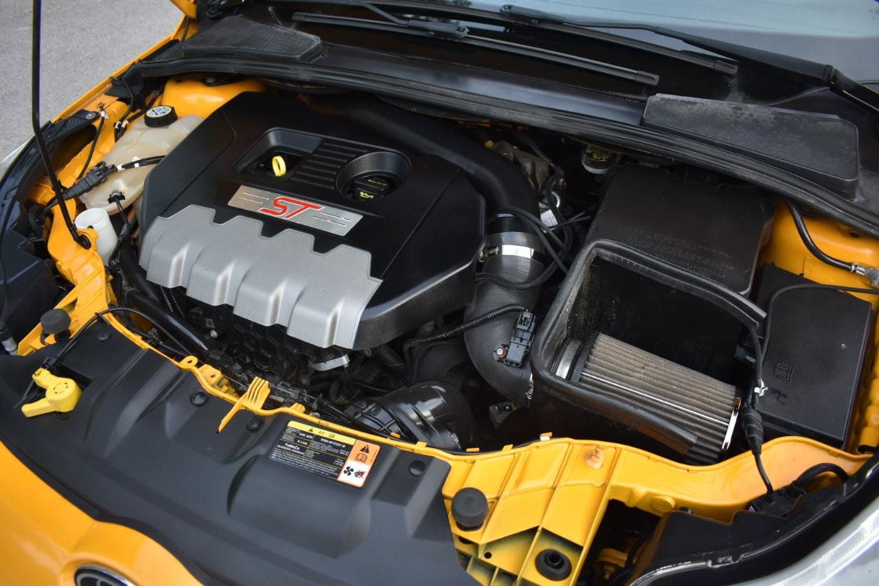 Used 2013 Ford Focus ST FWD image 32