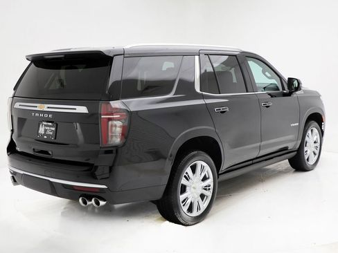Used 2024 Chevrolet Tahoe High Country w/ Advanced Technology Package AWD/4WD image 10