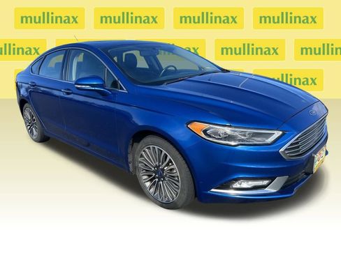 Used 2017 Ford Fusion SE image 1