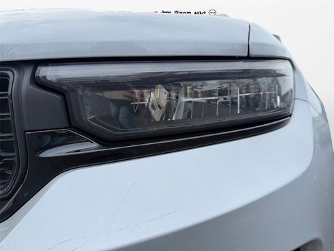 Used 2023 Jeep Grand Cherokee Altitude image 22