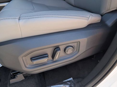 New 2026 Toyota Tundra SR5 AWD/4WD image 10