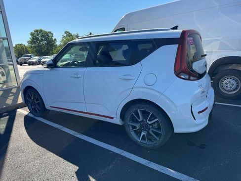 Used 2020 Kia Soul GT-Line Turbo FWD image 4