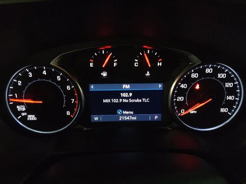 Used 2024 Chevrolet Blazer LT w/ Convenience Package image 23