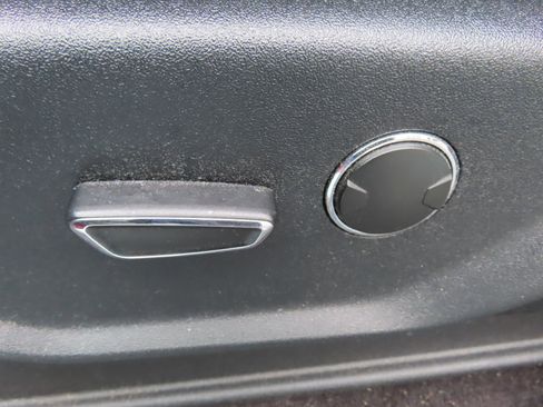 Used 2015 Ford F150 XLT w/ Equipment Group 301A Mid image 29