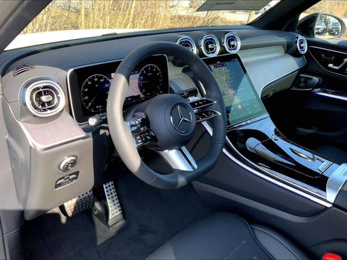 New 2026 Mercedes-Benz GLC 300 4MATIC image 9