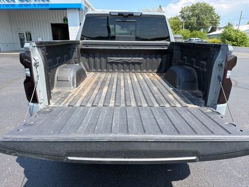 Used 2024 Chevrolet Silverado 1500 ZR2 w/ Technology Package AWD/4WD image 5