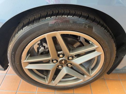 Used 2024 Ford Mustang Coupe image 9