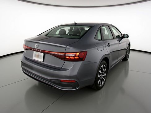 Used 2025 Volkswagen Jetta S FWD image 9